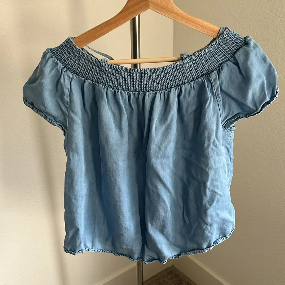 Off Shoulder Blouse - Picture 3 of 4